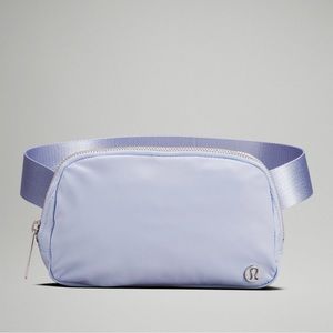 NWT Lululemon Everywhere belt bag pastel blue